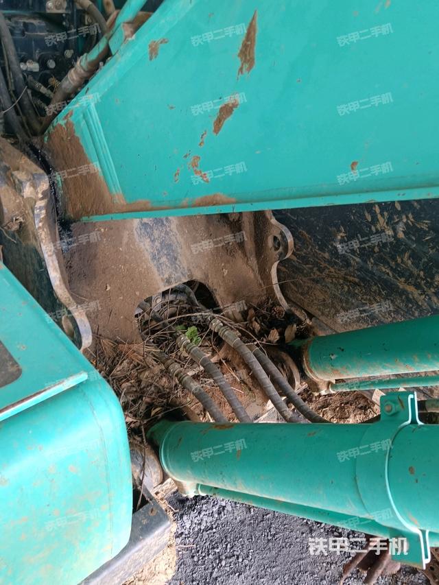 大臂根部?斜視（工作和回轉(zhuǎn)裝置）