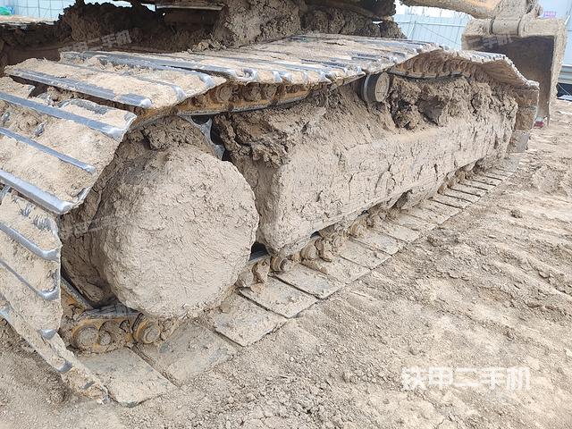 单侧履带整体（整机外观）