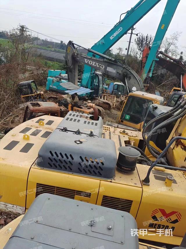 驾驶室顶部（整机外观）