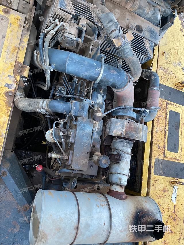 发动机整体俯视（整机外观）