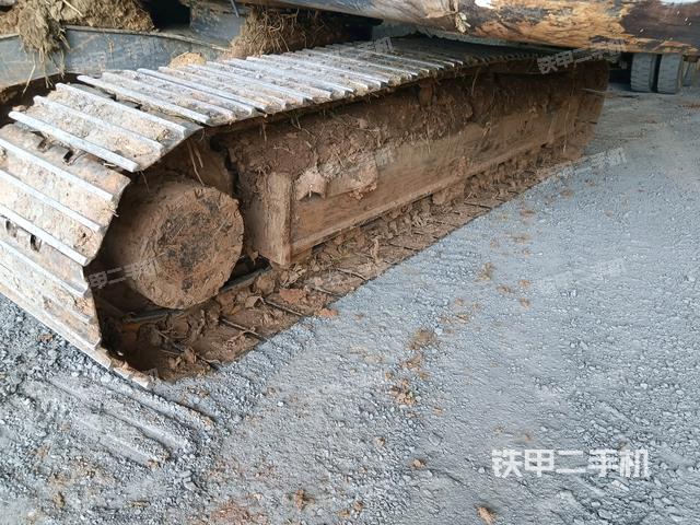 左側(cè)履帶整體?（行走機(jī)構(gòu)）