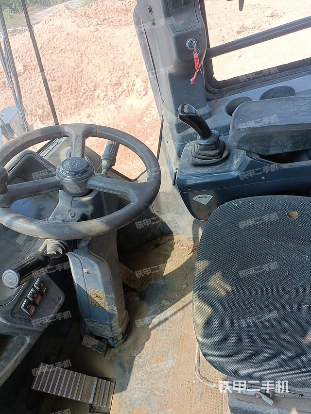 驾驶室工作台（整机外观及大件）