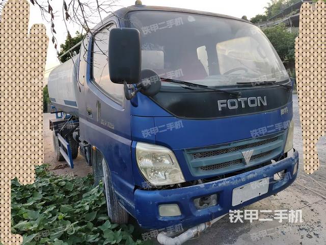 整机右侧（设备外观及核心部件）