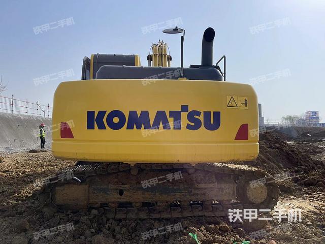 驾驶室顶部（整机外观）