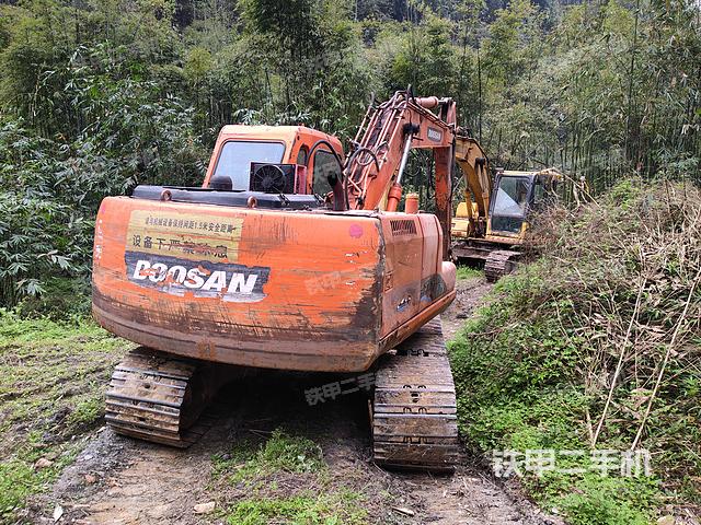 整机右后45°（整机外观）