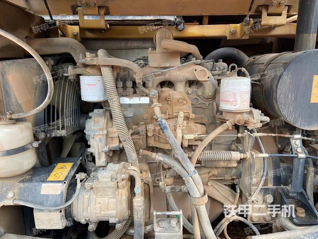 发动机整体俯视（整机外观）