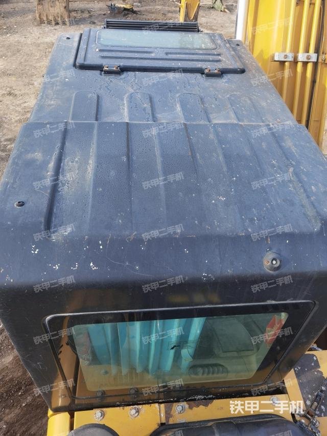 駕駛室頂部俯視（上車部件）