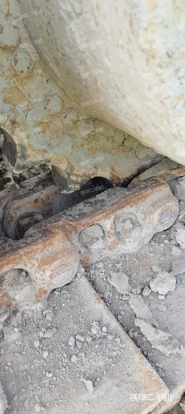 单侧履带整体（整机外观）