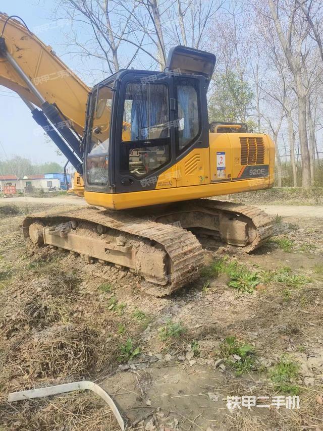 柳工CLG920E挖掘机