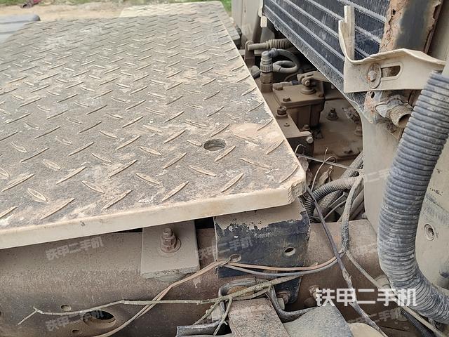 驾驶室操作台（设备外观及核心部件）