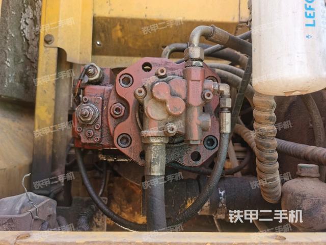 液壓泵室(大件艙室) 液壓泵室(大件艙室)