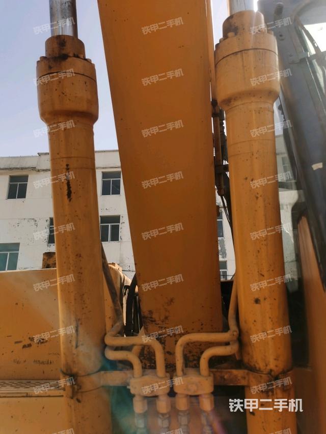 大臂油缸整體?豎拍（工作和回轉裝置）