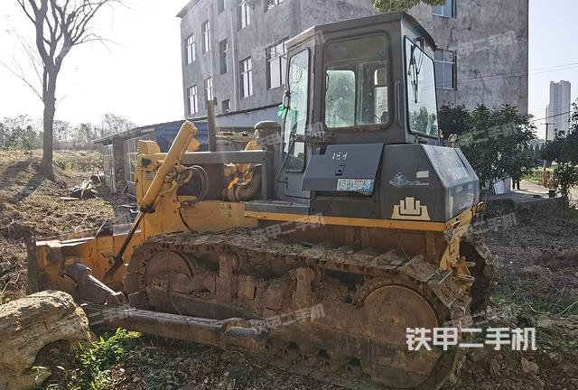 整机右后45°（设备外观及核心部件）