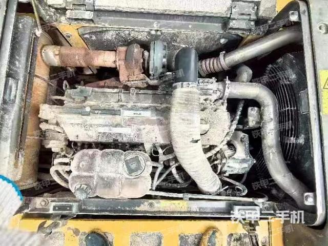 发动机整体俯视（整机外观）