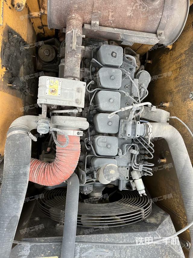 发动机整体俯视（整机外观）