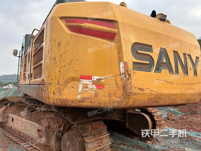 单侧履带整体（整机外观）