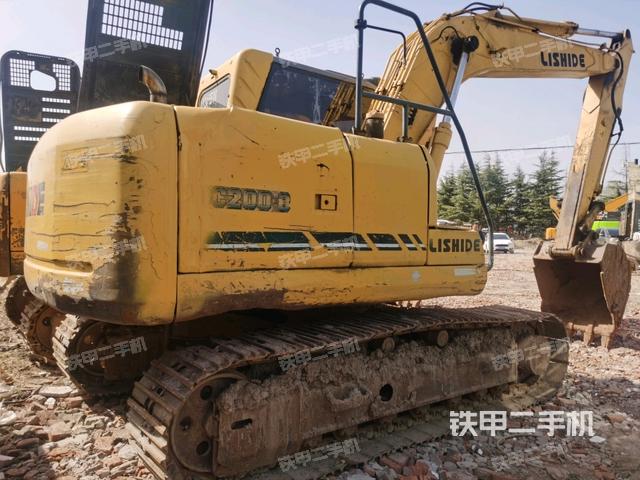 右后45(整機(jī)外觀) 右后45(整機(jī)外觀)