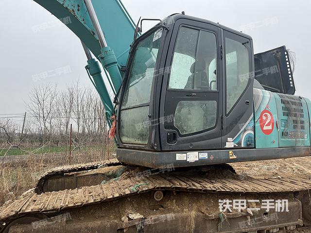 驾驶室整体（整机外观）