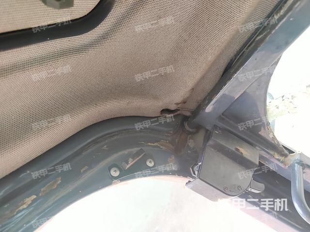 驾驶室整体（整机外观）