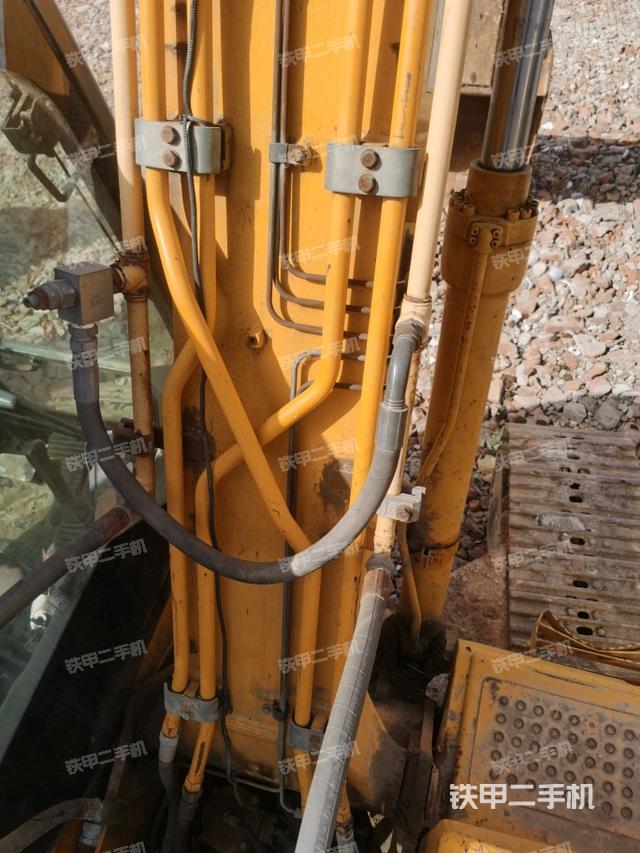 大臂背部俯視（工作和回轉裝置）