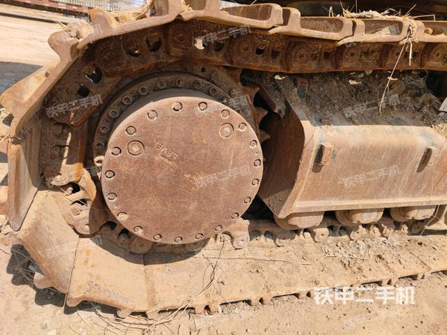 左導(dǎo)向輪（行走機(jī)構(gòu)）