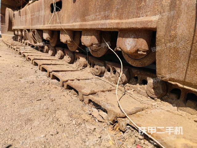 左托鏈輪和鏈筋（行走機(jī)構(gòu)）