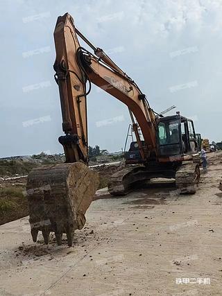 安徽-铜陵市二手凯斯CX240B挖掘机实拍照片