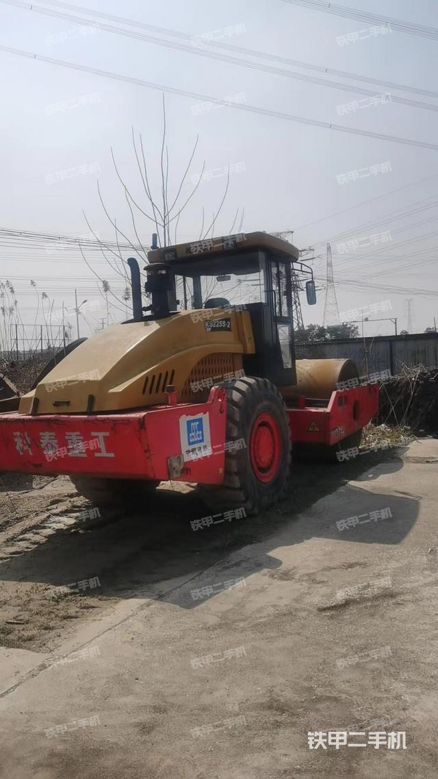 科泰重工KS225S-2压路机