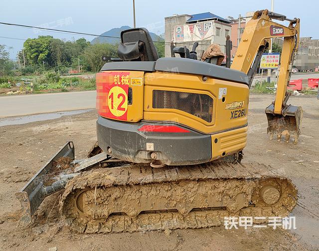整机右后45°（整机外观）