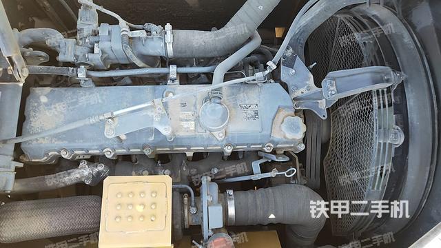 发动机整体俯视（整机外观）