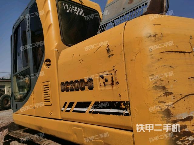駕駛室左后45度(駕駛室部分) 駕駛室左后45度(駕駛室部分)