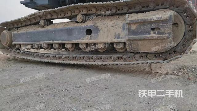 单侧履带整体（整机外观）