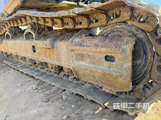 单侧履带整体（整机外观）