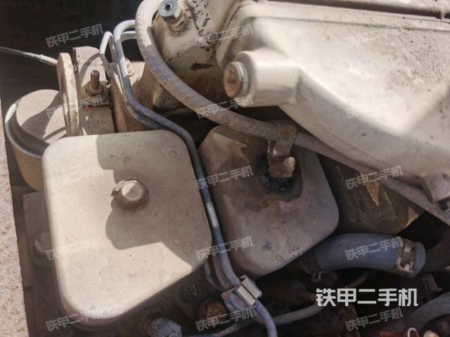 氣門室蓋螺絲特寫(上車部件) 氣門室蓋螺絲特寫(上車部件)