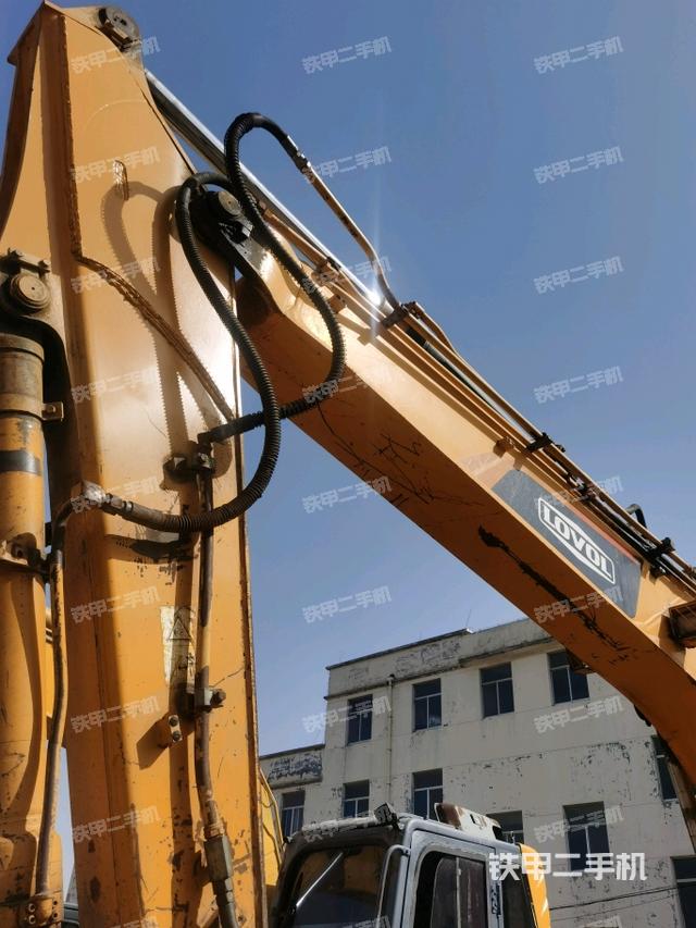 小臂整體左后（工作和回轉裝置）