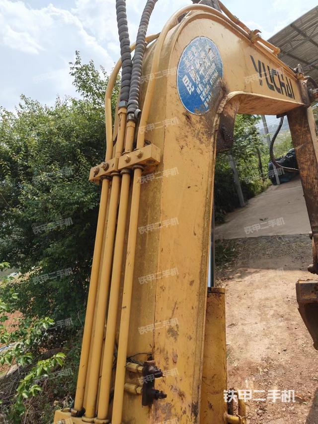 单侧履带整体（整机外观）