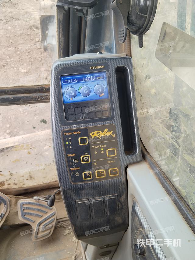 现代R75BVS挖掘机