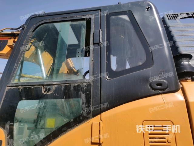 駕駛室正側（駕駛室部分）