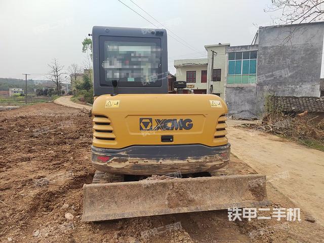 驾驶室整体（整机外观）