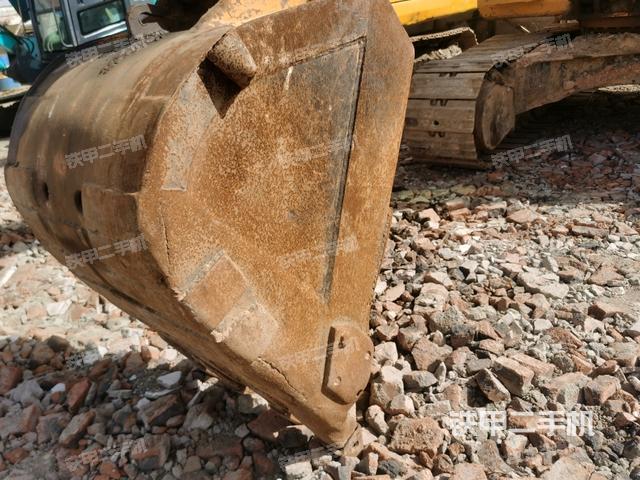 鏟斗右后整體（工作和回轉裝置）