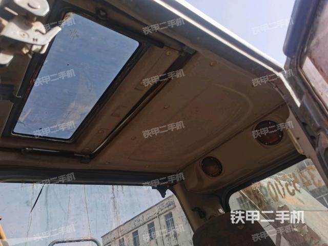 頂棚整體(駕駛室部分) 頂棚整體(駕駛室部分)