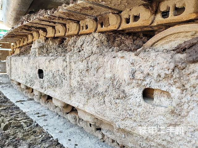 单侧履带整体（整机外观）