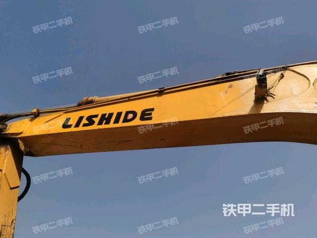 大臂整體?右側(cè)(工作和回轉(zhuǎn)裝置) 大臂整體?右側(cè)(工作和回轉(zhuǎn)裝置)