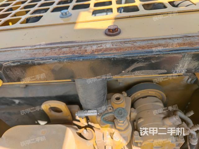 卡特彼勒349D2液压挖掘机的设备实拍-第35张实拍照片
