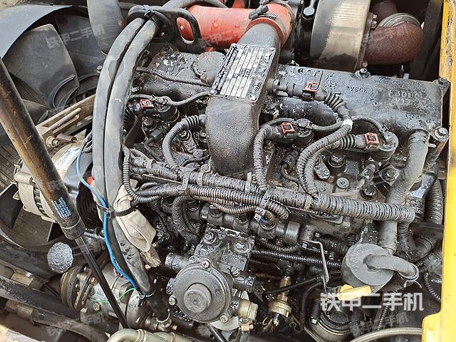 发动机整体俯视（整机外观）