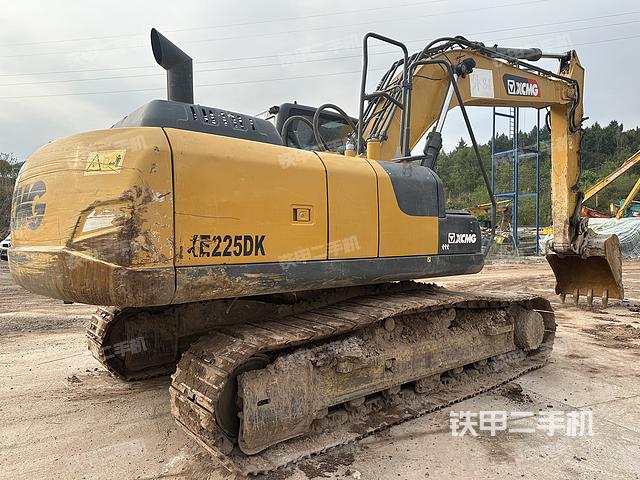 整机右后45°（整机外观）