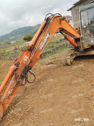 斗山DH55-V挖掘机实拍图片