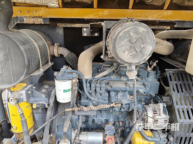 发动机整体俯视（整机外观）