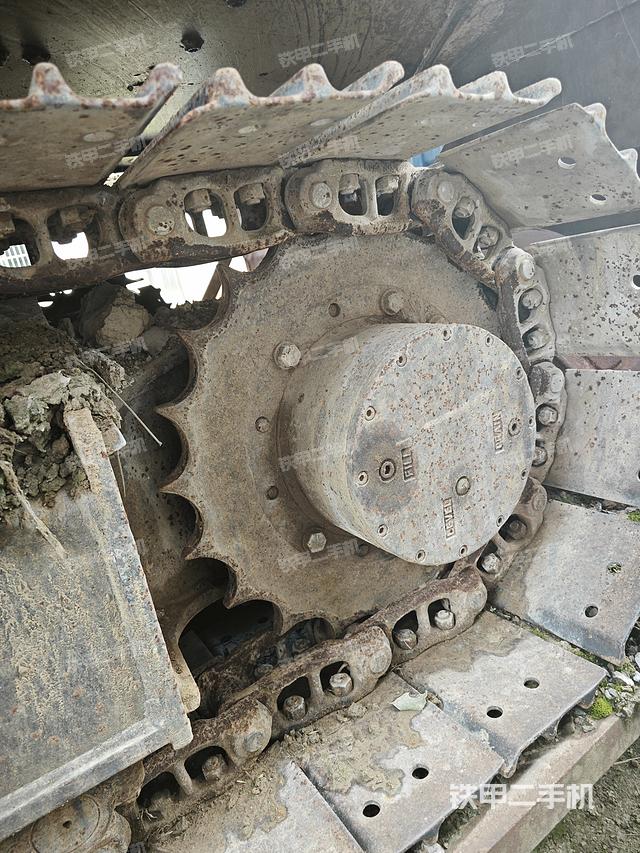 单侧履带整体（整机外观）