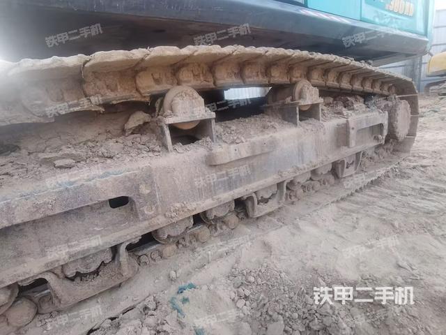 单侧履带整体（整机外观）